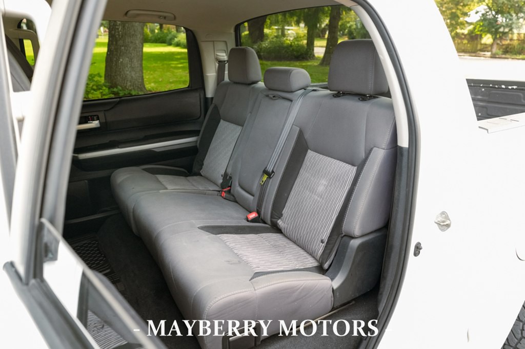 2015 Toyota Tundra Image 15