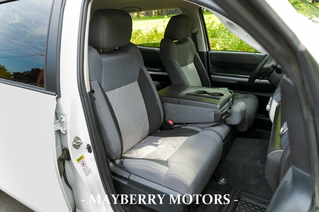 2015 Toyota Tundra Image 20