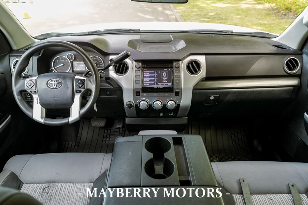 2015 Toyota Tundra Image 21