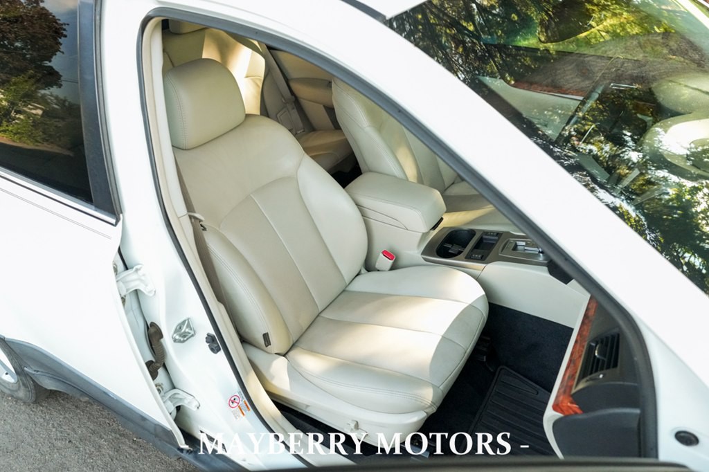 2011 Subaru Outback Image 21