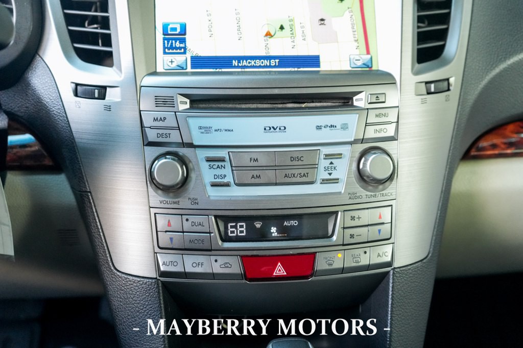 2011 Subaru Outback Image 27