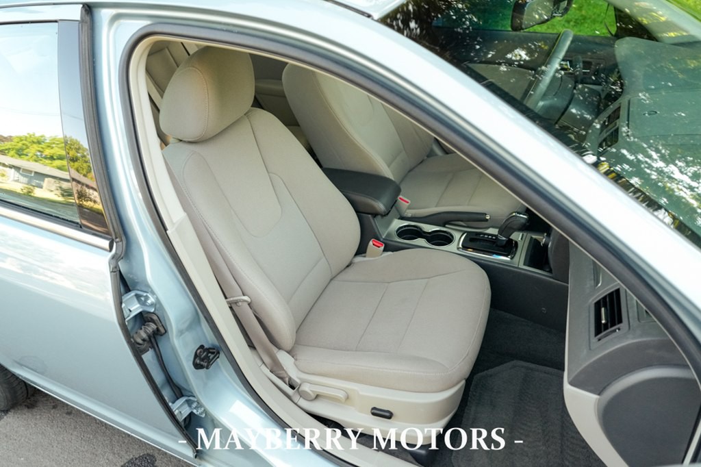 2010 Ford Fusion Image 21