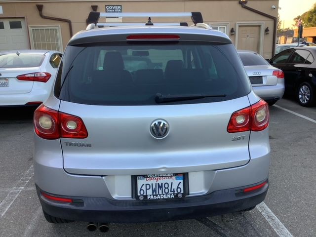 2011 Volkswagen Tiguan Image 3