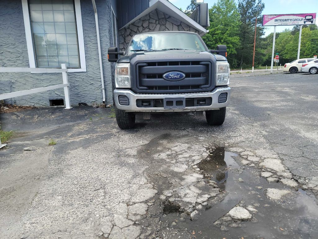 2009 Ford F-250 Image 1