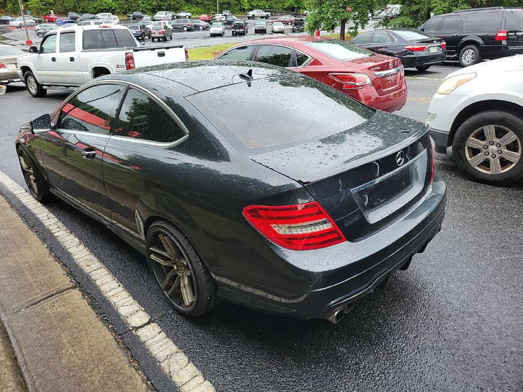 2012 Mercedes-Benz C-Class Image 12