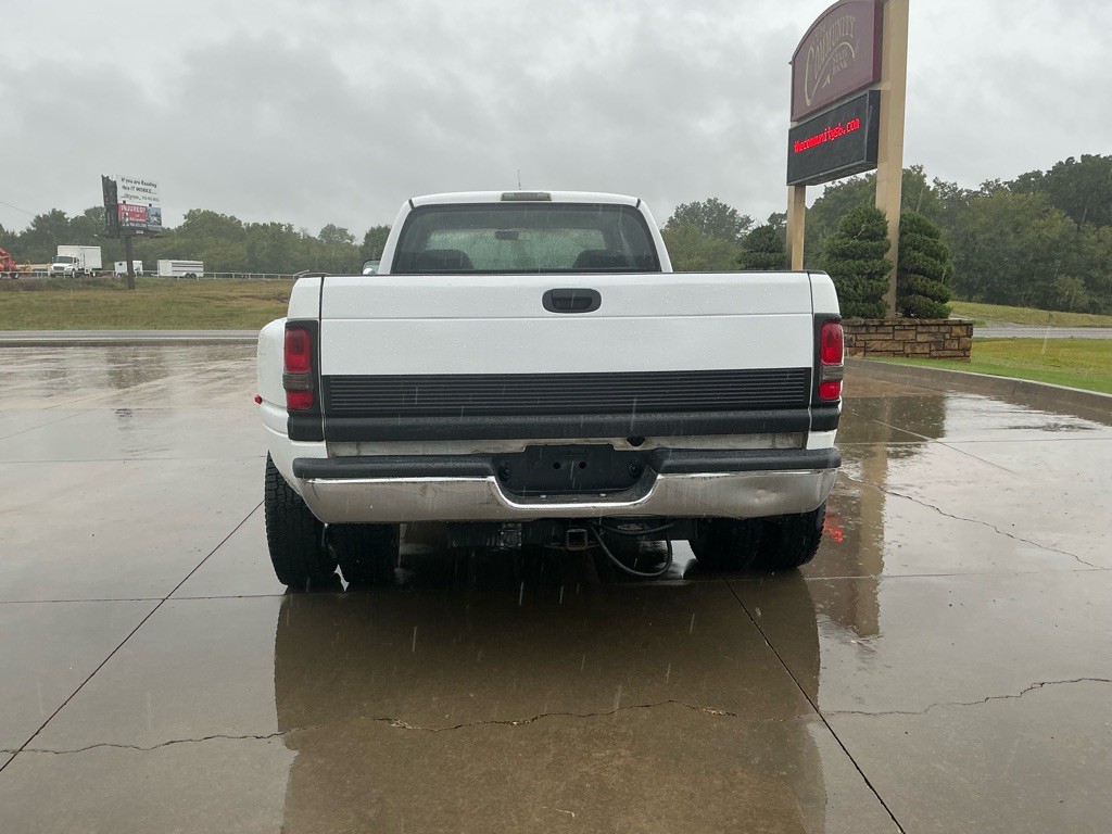 2001 Dodge Ram 3500 Image 4