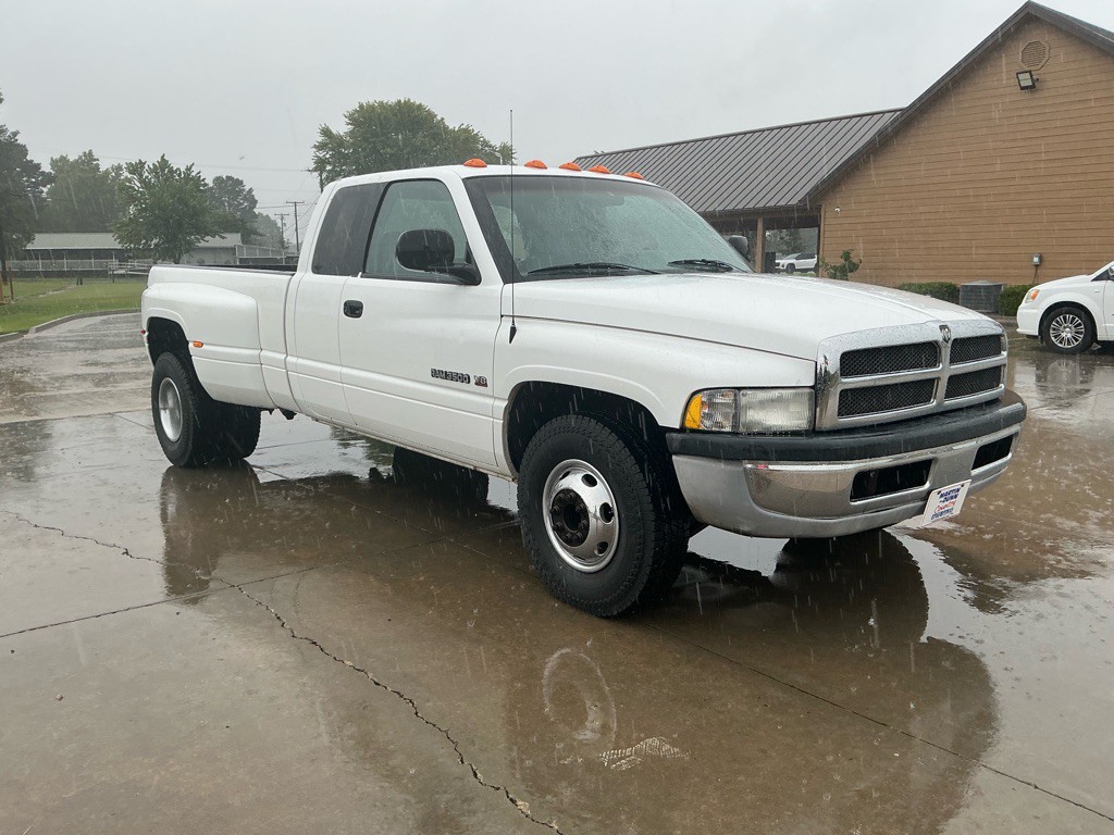 2001 Dodge Ram 3500 Image 7