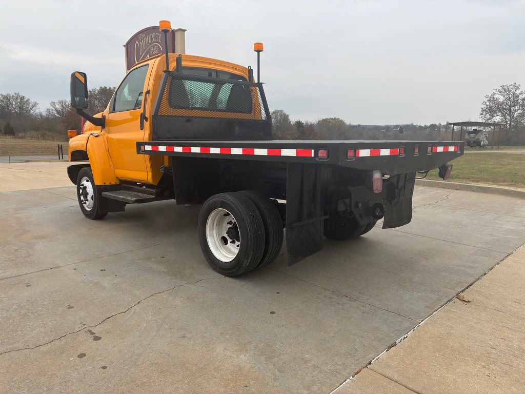 2009 Chevrolet C/K 4500 Image 3