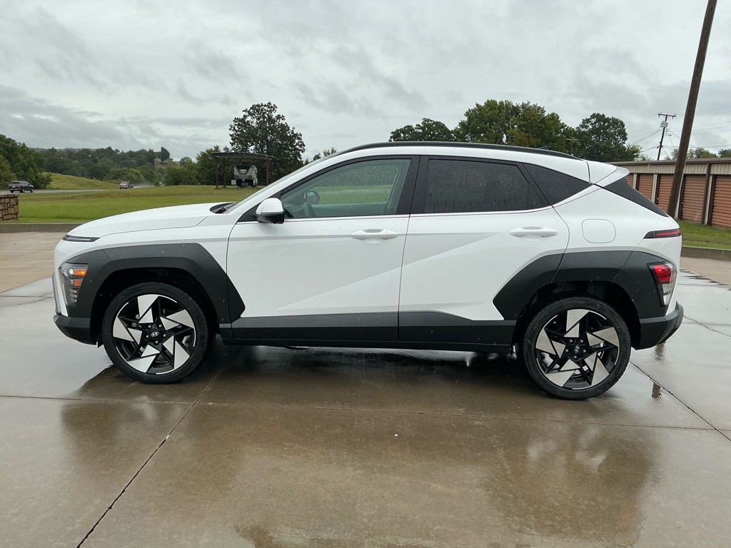 2024 Hyundai Kona Image 2