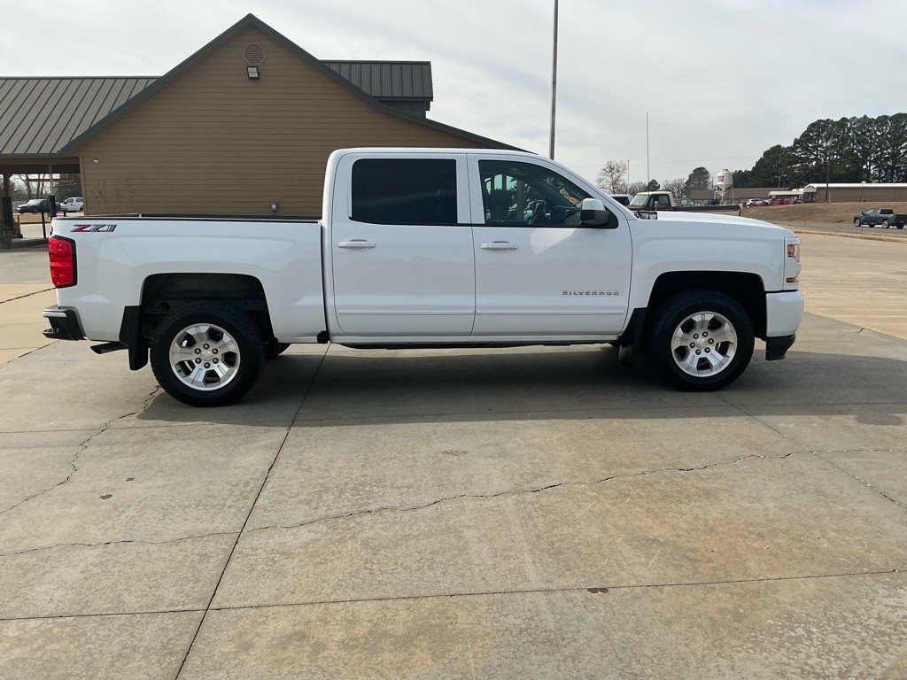 2018 Chevrolet Silverado 1500 Image 6