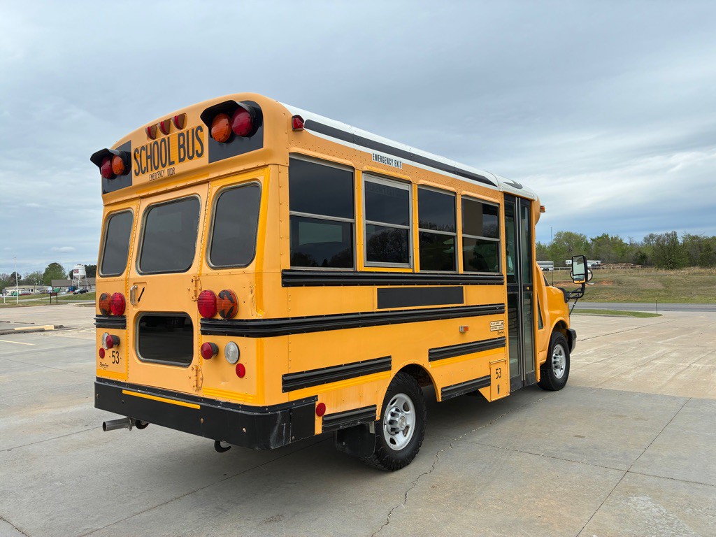 2008 Chevrolet Express Image 5