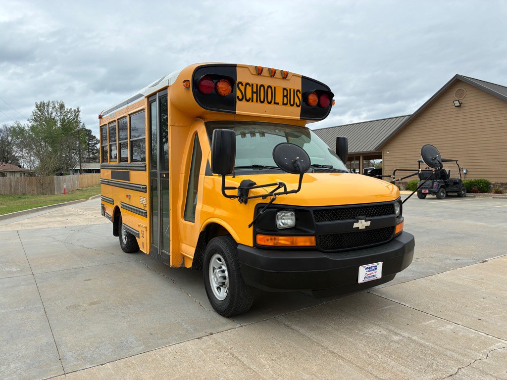 2008 Chevrolet Express Image 7