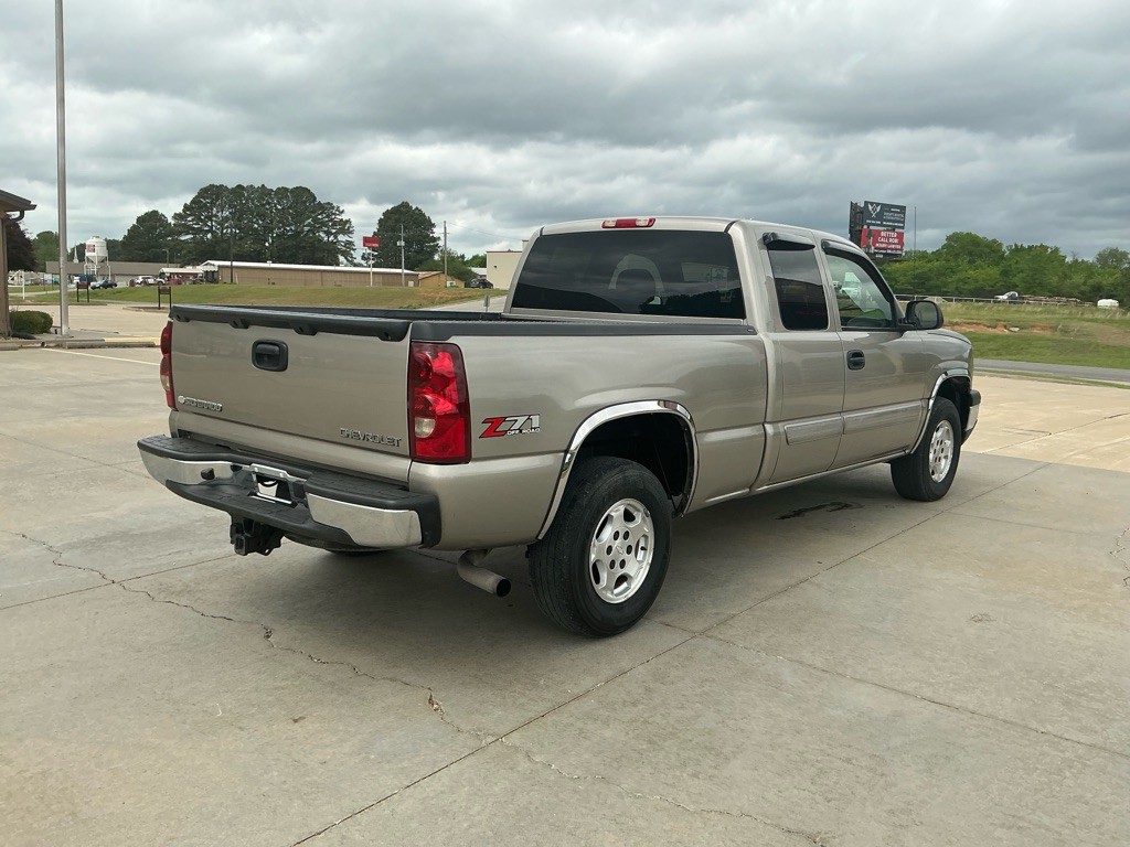 2003 Chevrolet Silverado 1500 Image 5
