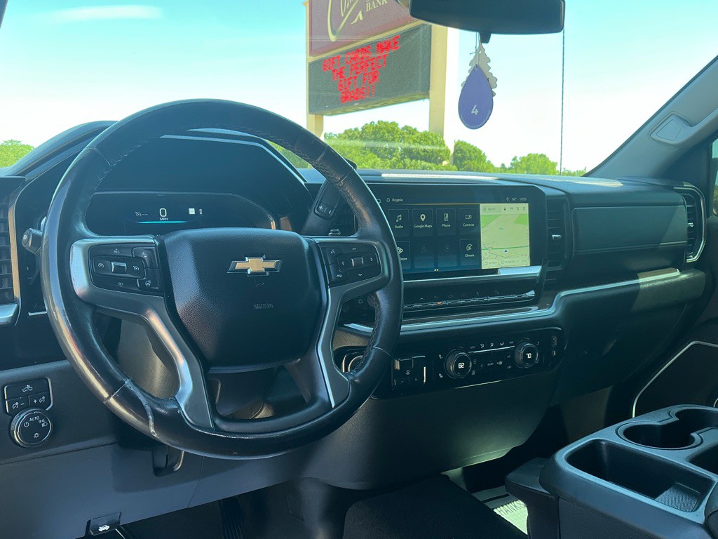 2022 Chevrolet Silverado 1500 Image 13