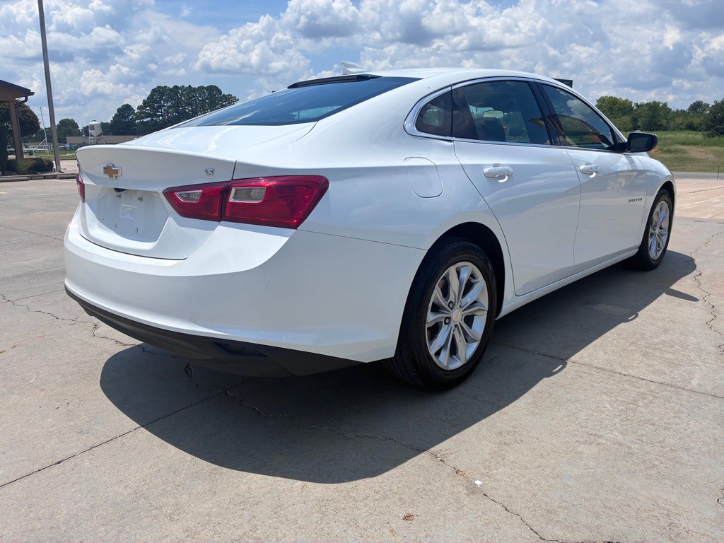 2023 Chevrolet Malibu Image 5