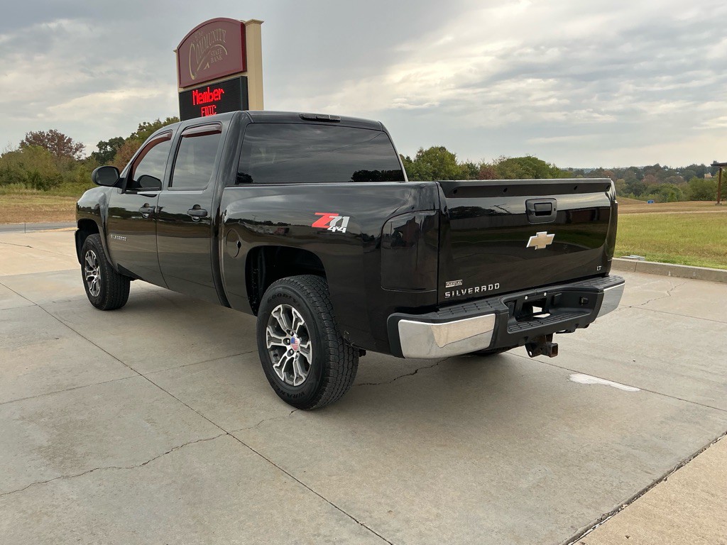 2010 Chevrolet Silverado 1500 Image 3