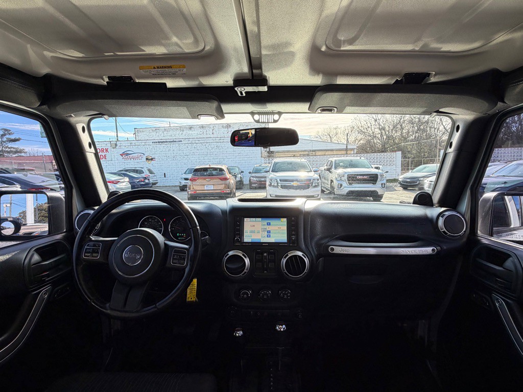 2011 Jeep Wrangler Unlimited Image 14