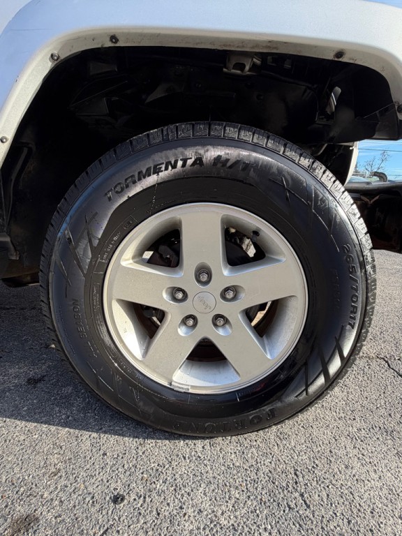 2011 Jeep Wrangler Unlimited Image 22