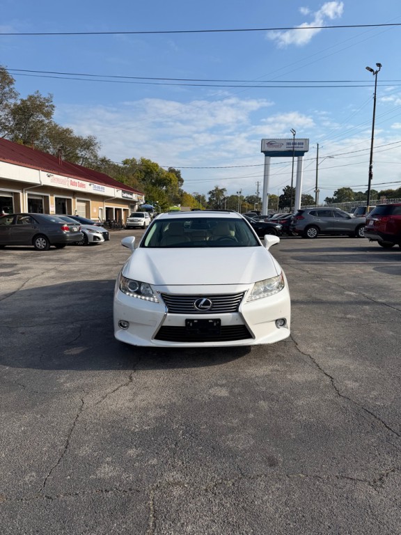 2014 Lexus ES Image 1