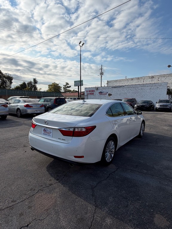 2014 Lexus ES Image 6