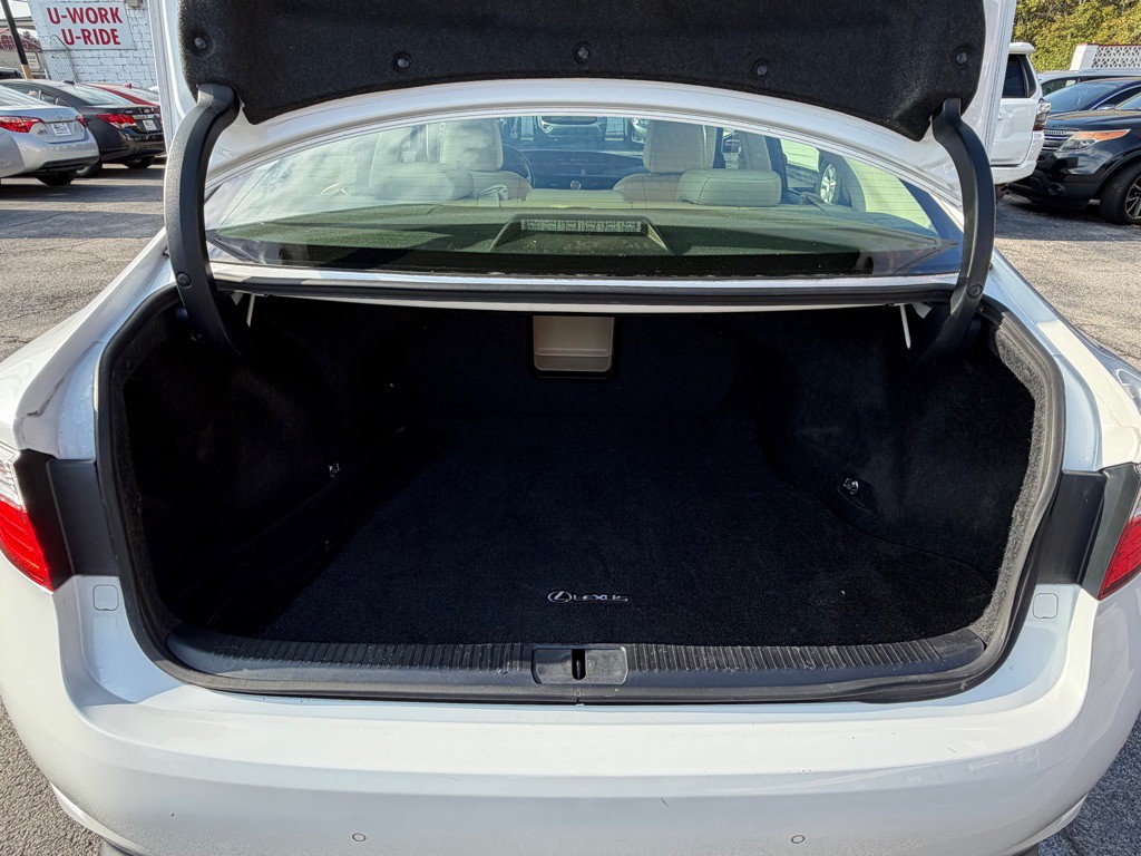 2014 Lexus ES Image 18