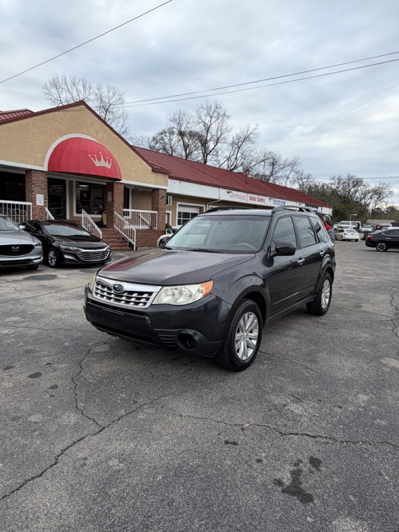 2013 Subaru Forester Image 1