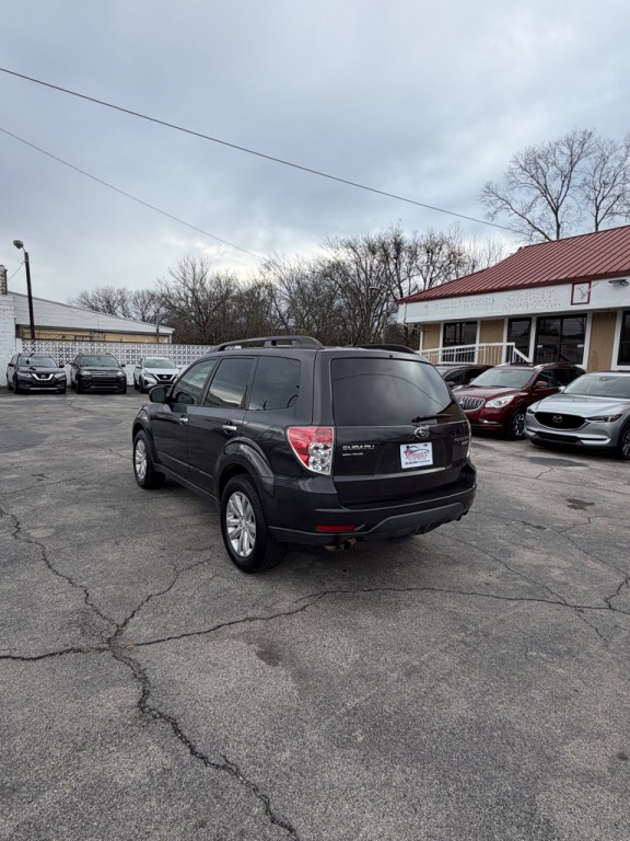 2013 Subaru Forester Image 3