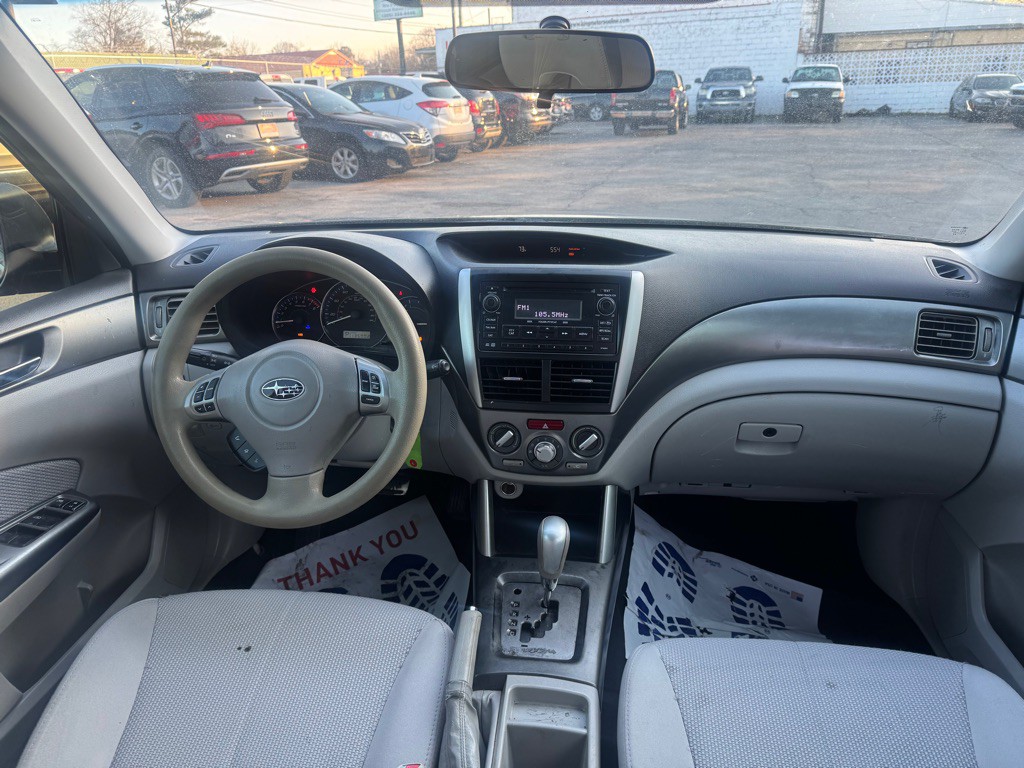 2013 Subaru Forester Image 16