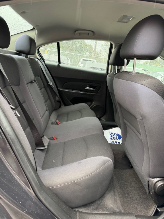 2016 Chevrolet Cruze Image 12