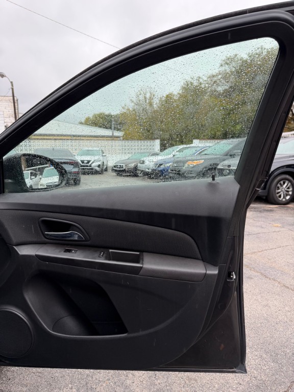 2016 Chevrolet Cruze Image 13