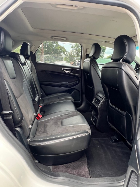 2015 Ford Edge Image 12