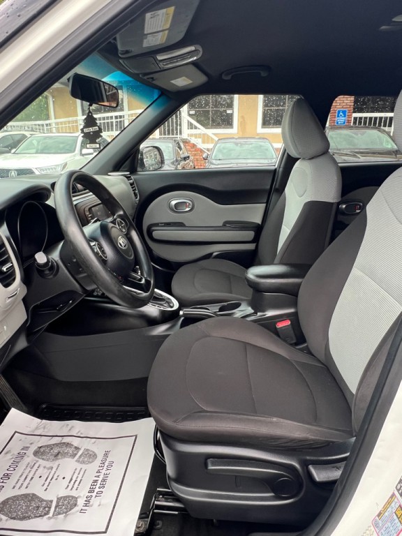 2016 Kia Soul Image 10