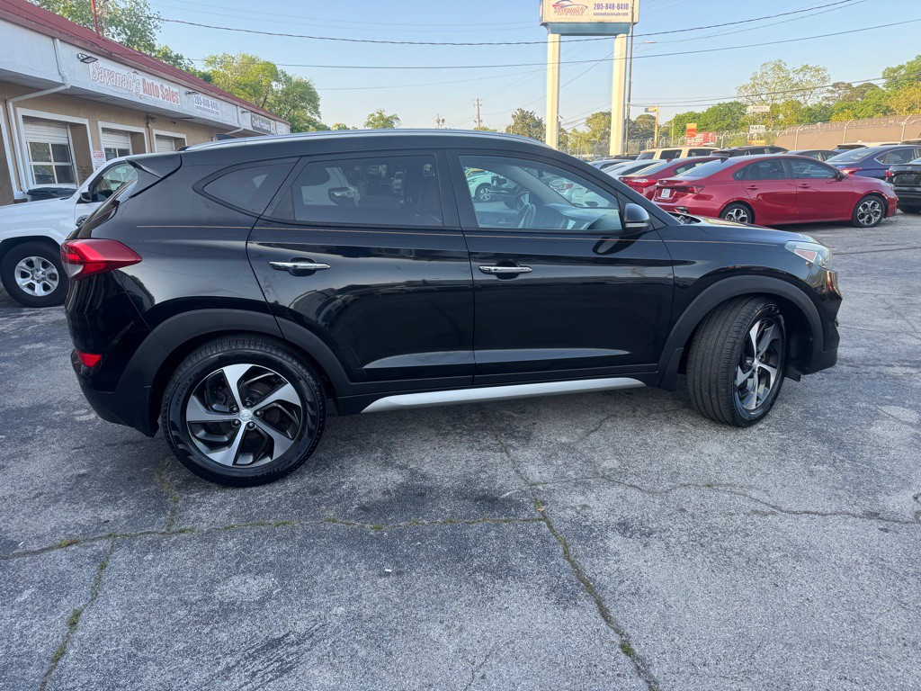 2017 Hyundai Tucson Image 8