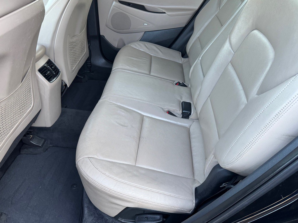 2017 Hyundai Tucson Image 12