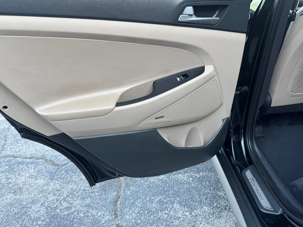 2017 Hyundai Tucson Image 13