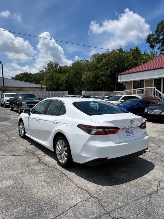 2023 Toyota Camry Image 4