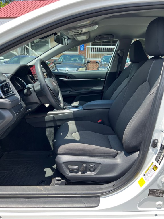 2023 Toyota Camry Image 10