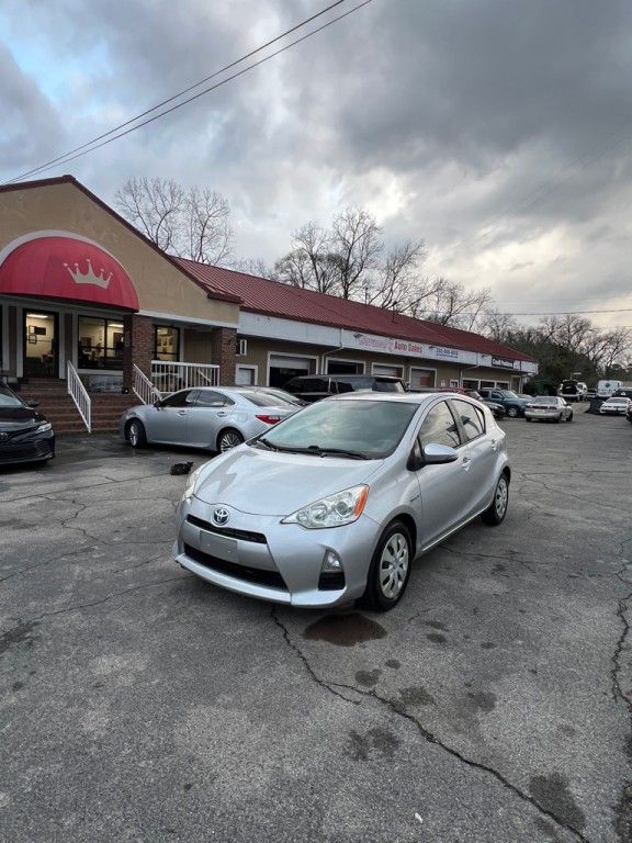 2012 Toyota Prius Image 1