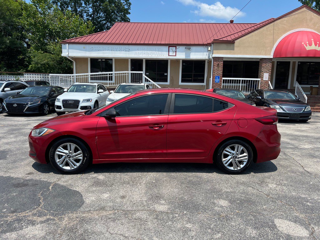 2017 Hyundai Elantra Image 3