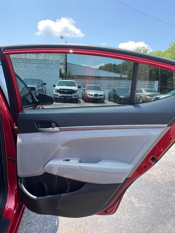 2017 Hyundai Elantra Image 14