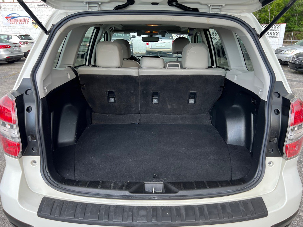 2016 Subaru Forester Image 14