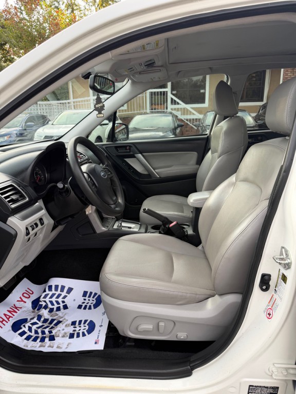 2016 Subaru Forester Image 10