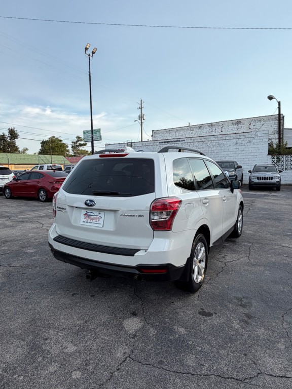 2016 Subaru Forester Image 5