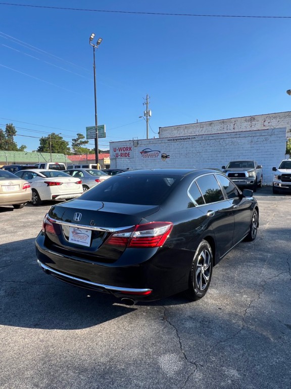 2017 Honda Accord Image 6