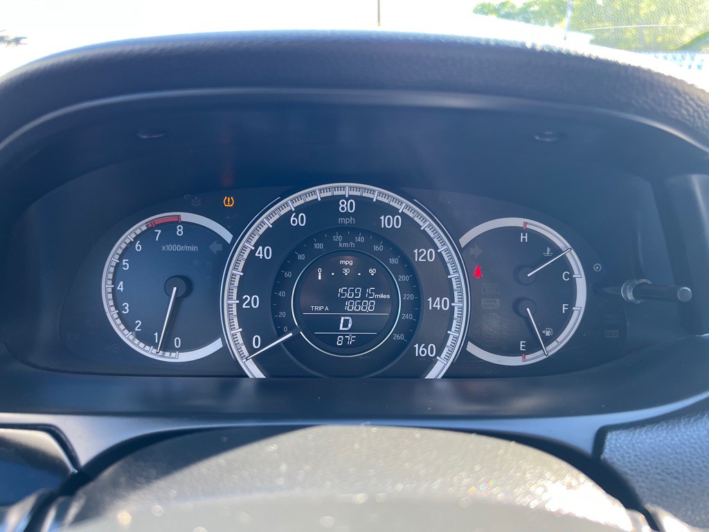 2017 Honda Accord Image 17