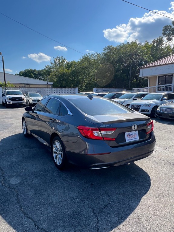 2019 Honda Accord Image 4
