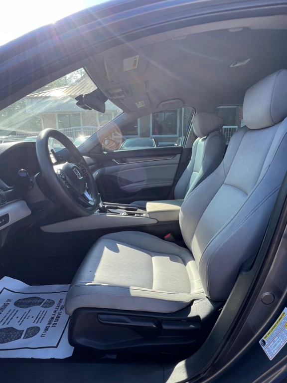 2019 Honda Accord Image 10