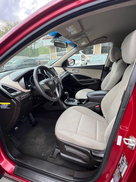 2018 Hyundai Santa Fe Image 10