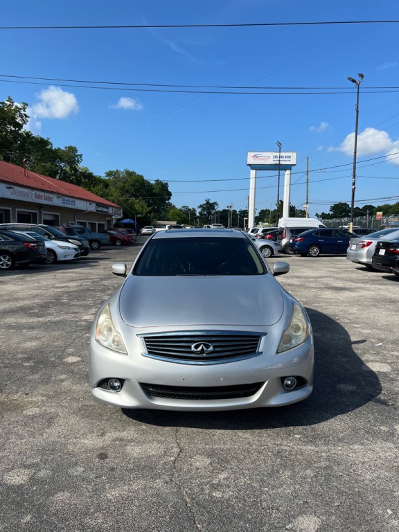 2012 INFINITI G37 Image 1
