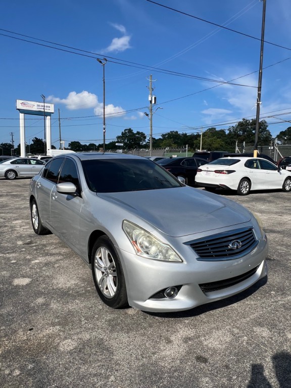 2012 INFINITI G37 Image 8